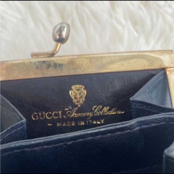 Authentic Gucci coin purse - Picture 2 of 5